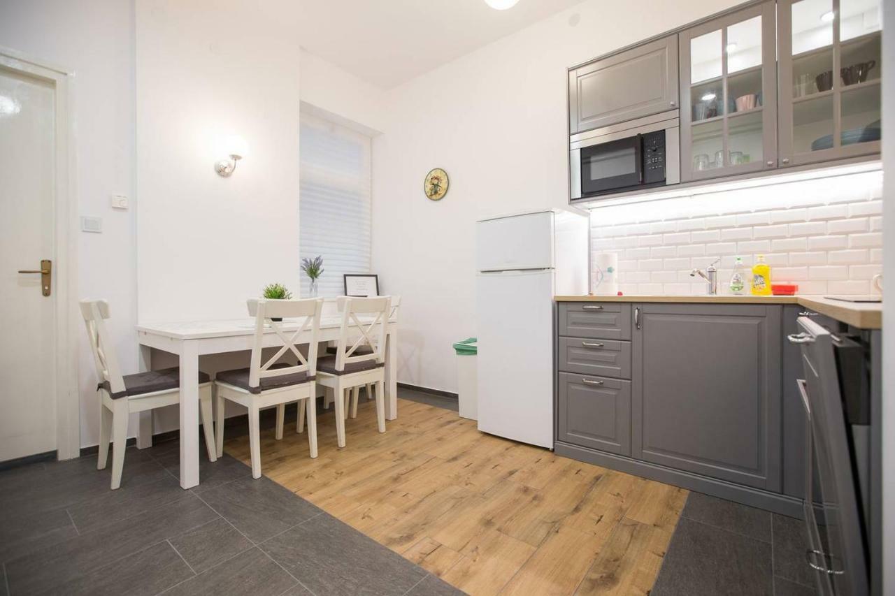 Oberiter - Center Of Zagreb, Fast Wifi, Ac, Kitchen, Parking Zagreb