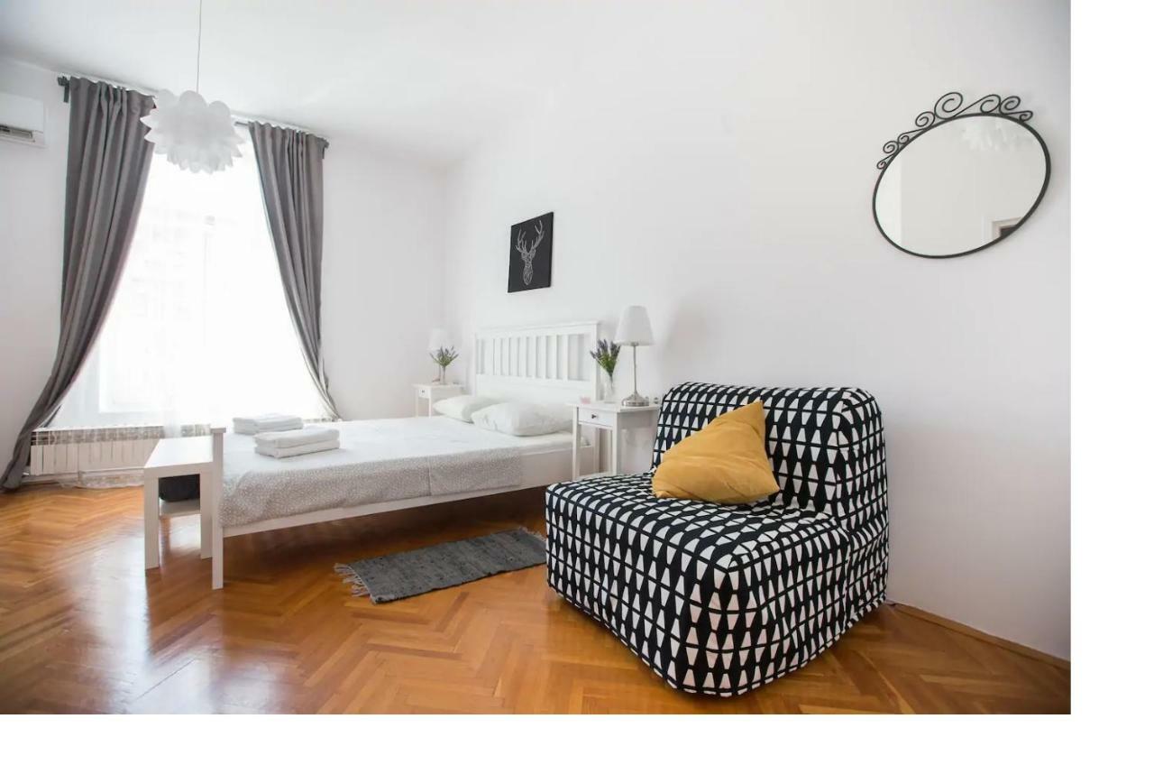 Apartment Oberiter - Center Of Zagreb, Fast Wifi, Ac, Kitchen, Parking *
